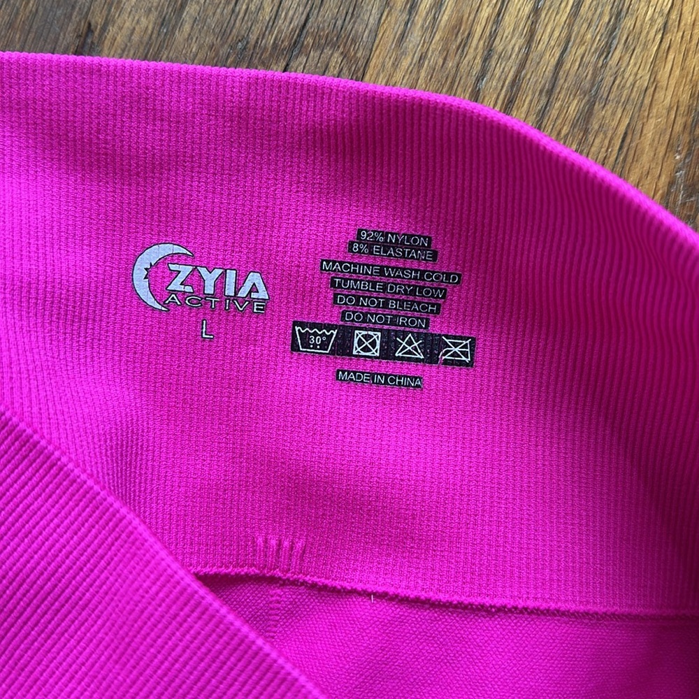 ZYIA Women's Pink Bike Shorts - Picture 4 of 4
